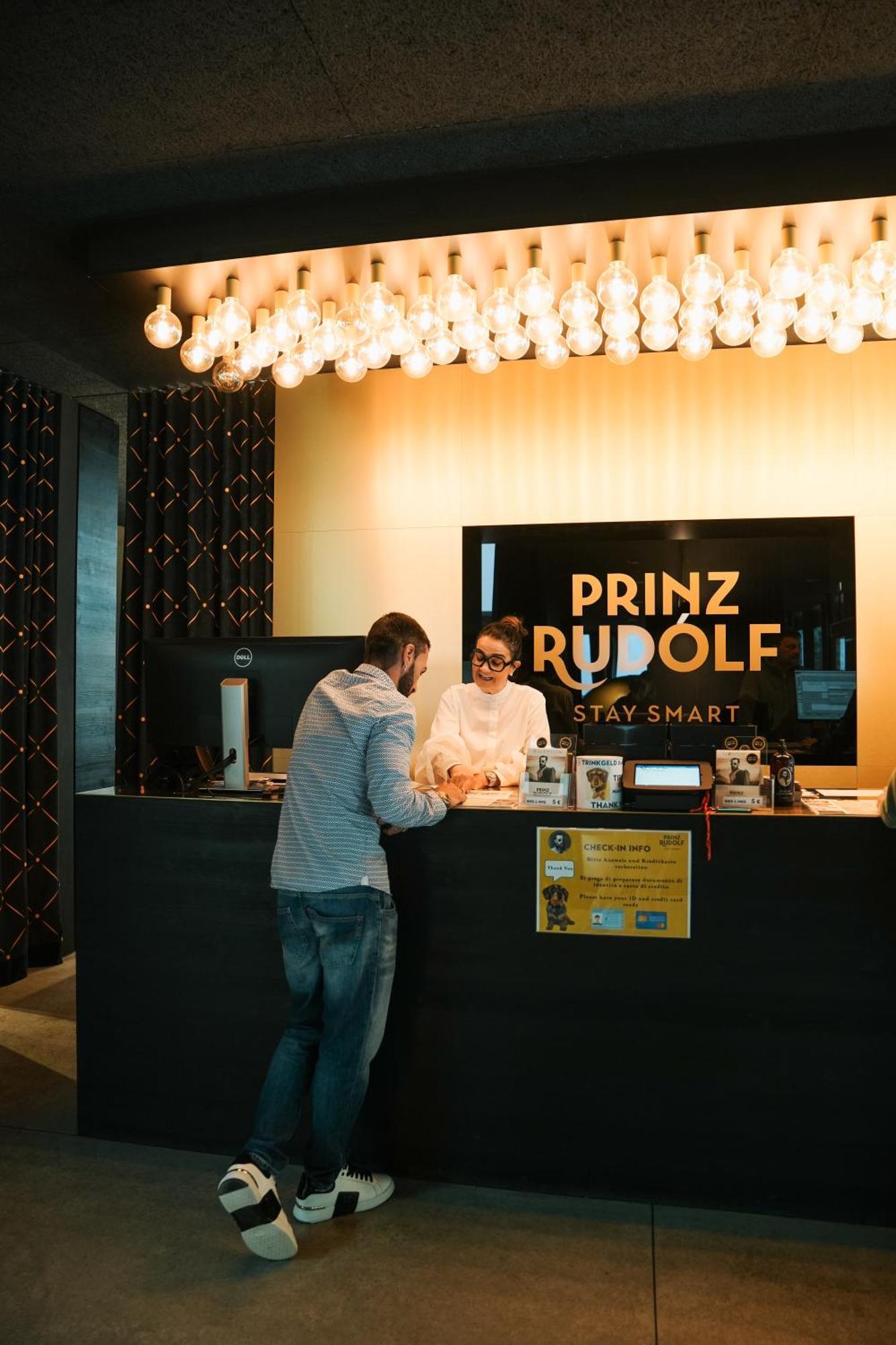Prinz Rudolf Smart Hotel Мерано Экстерьер фото