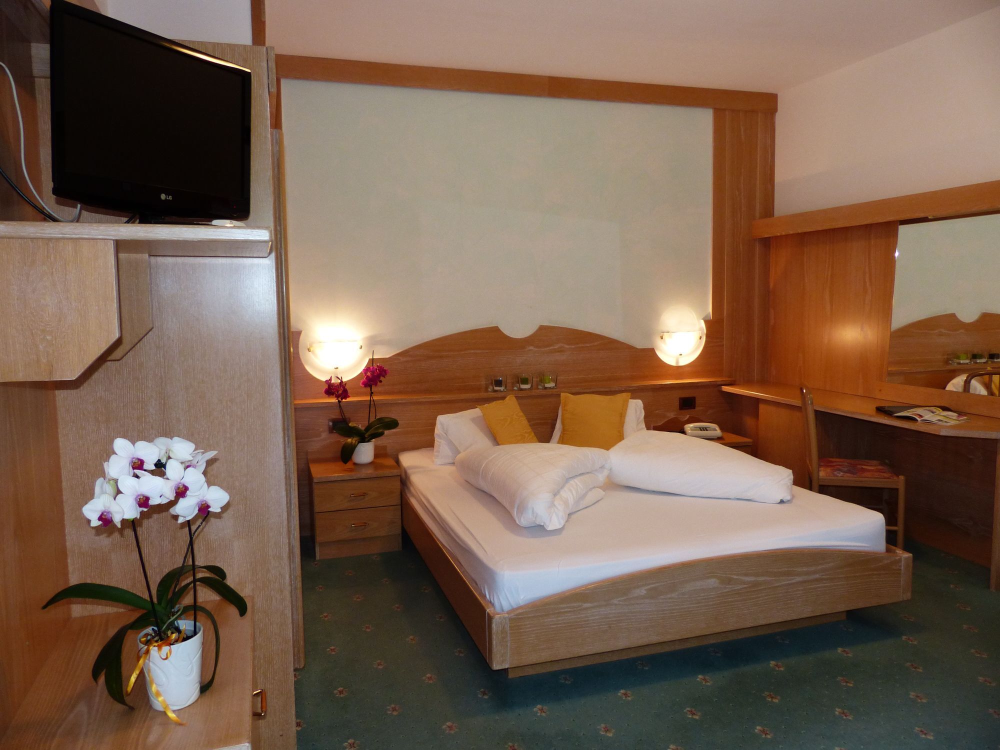 Prinz Rudolf Smart Hotel Мерано Экстерьер фото